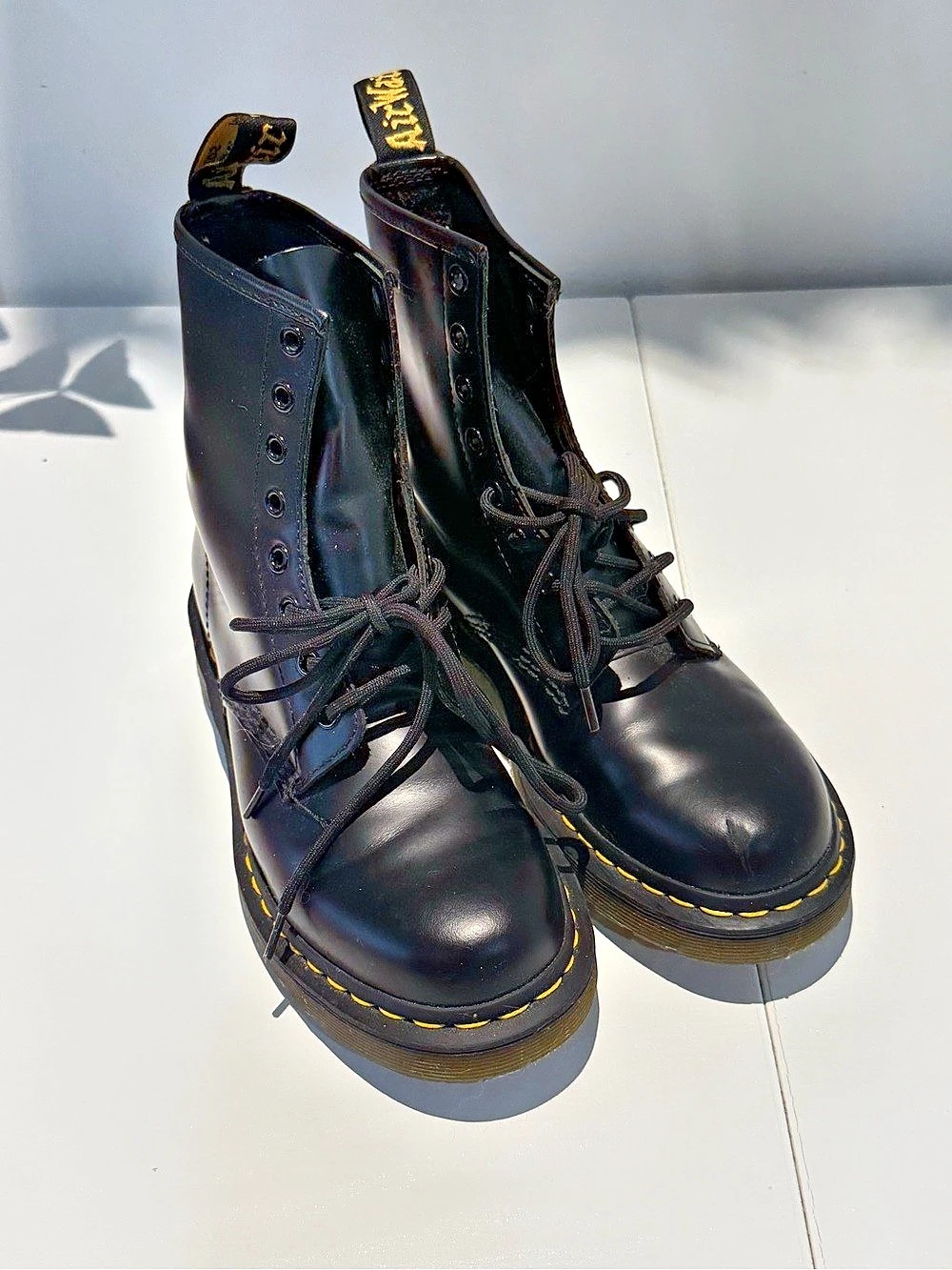 Dr. Martens Lace Up